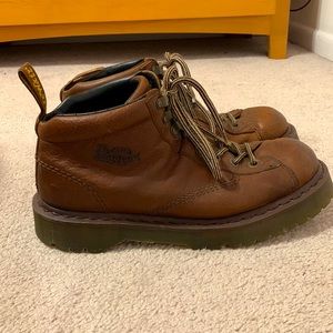 Vintage brown Dr. Martens boots